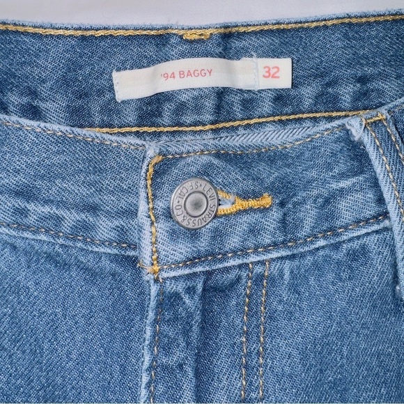Women’s Levi’s Medium Wash Denim ‘94 Baggy Relaxed Loose Fit Jeans size 32 - Picture 2 of 7